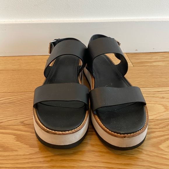Vince Sandals - Picture 4 of 6